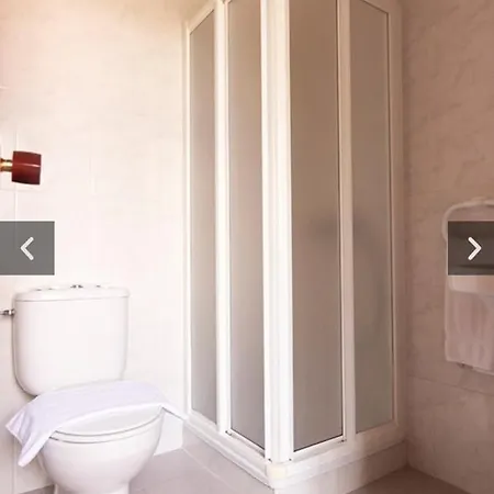 فندق A Casa Da Toura 2*