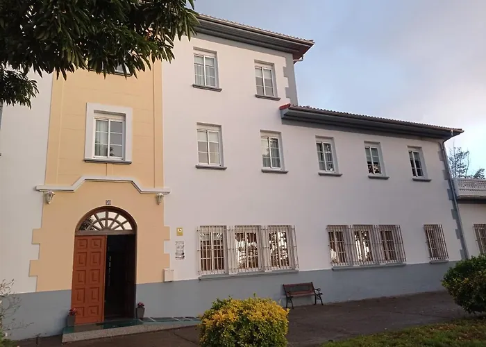 Отель A Casa Da Toura Пуэнтедеуме