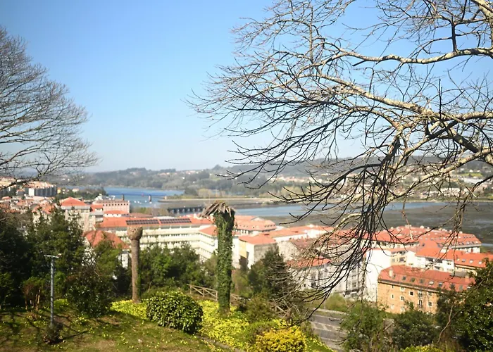 A Casa Da Toura Szálloda Puentedeume